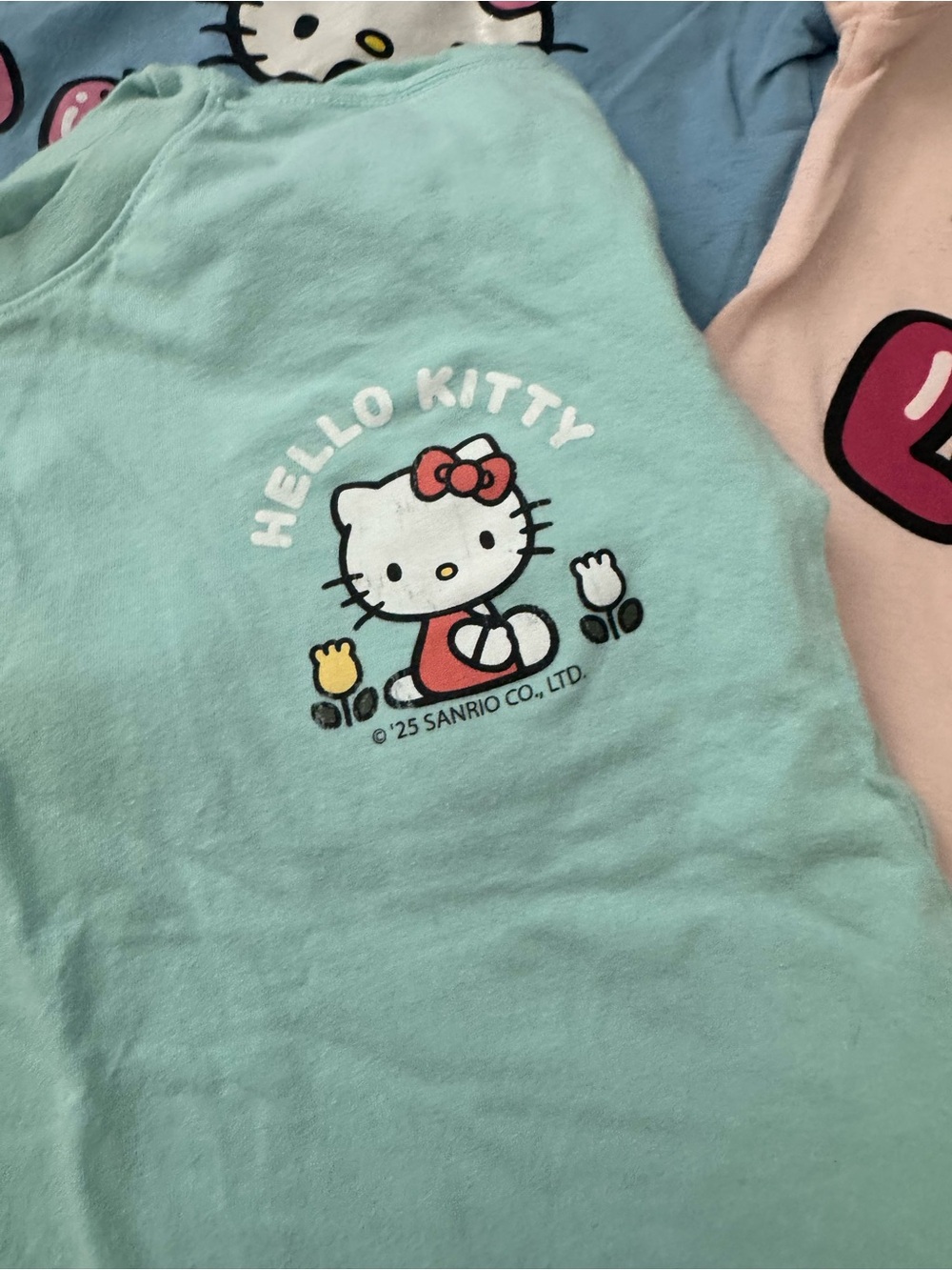 Hello Kitty Tees - Picture 3 of 8